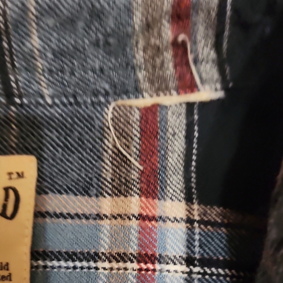 Red and Blue Casual Button Down Shirt with Plaid Pattern - Picture 3 of 4